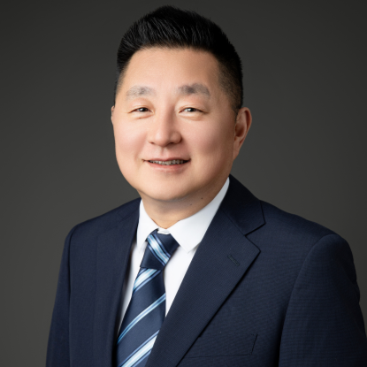 李彤